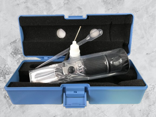 Refractometer