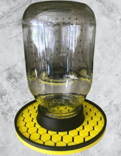 Bee feeder/waterer