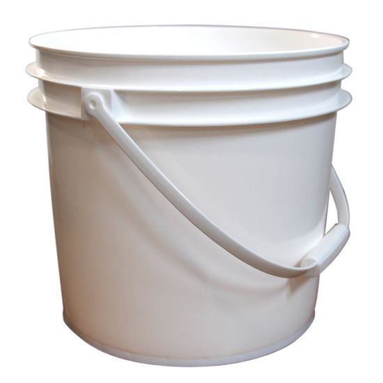 2 Gallon Bucket with lid