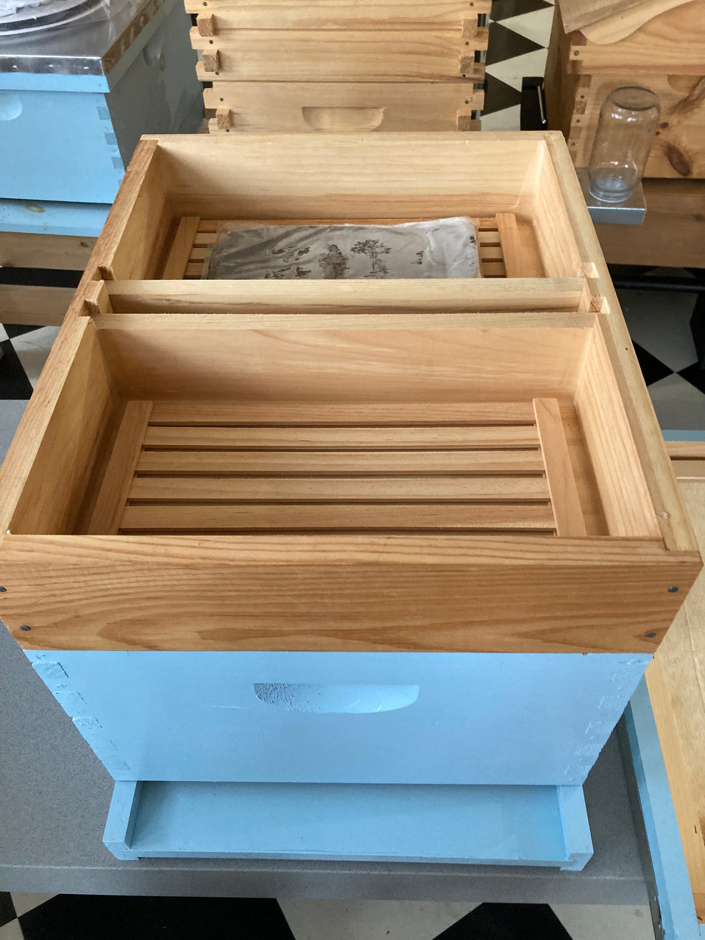 Top pollen/syrup feeder - 10 frame