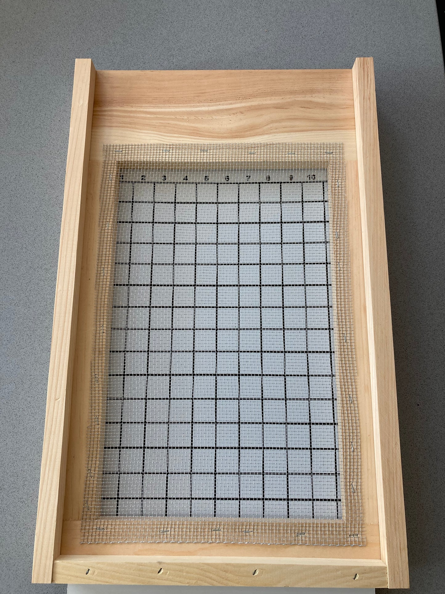 8 Frame Screen Bottom Board