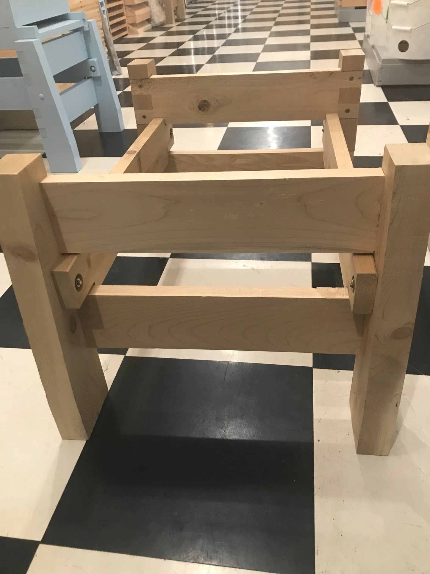 8 Frame Cedar Hive Stand