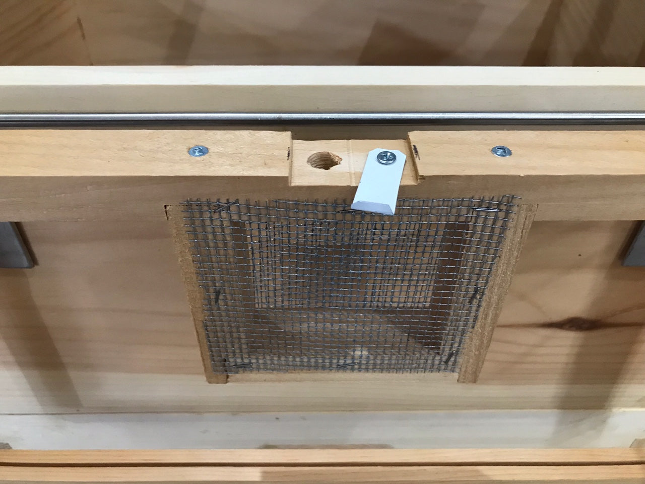 Queen Introducing Frame