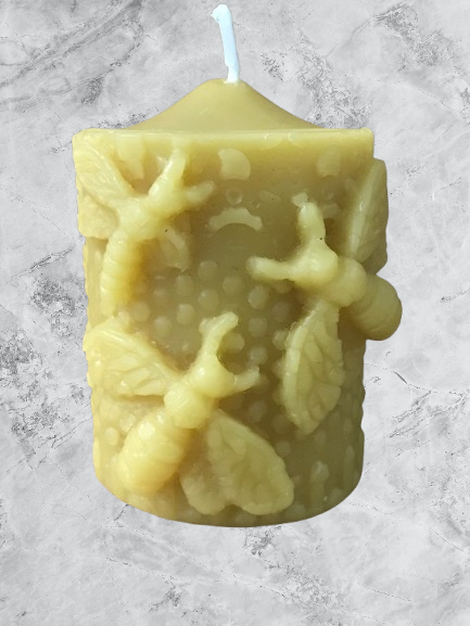 Pillar mold with bees
