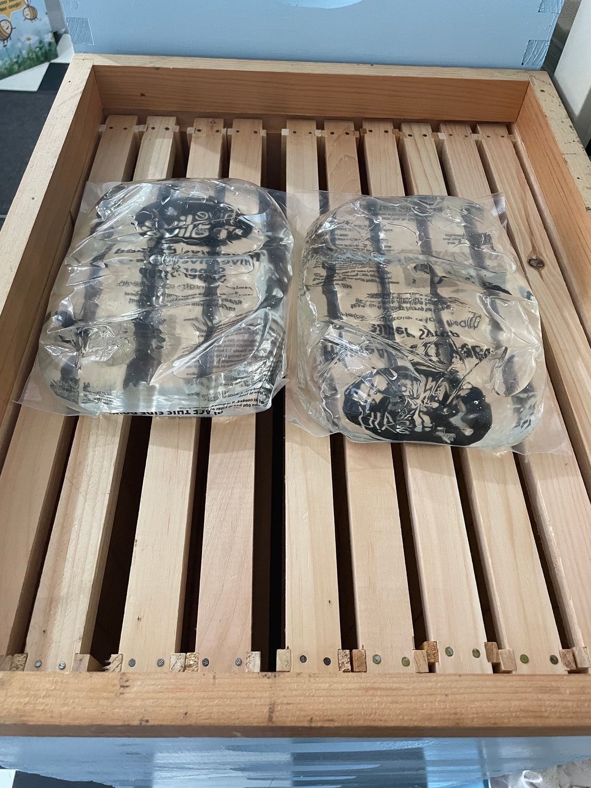 Hive Alive - Ready to feed - EZ Feed syrup pouches