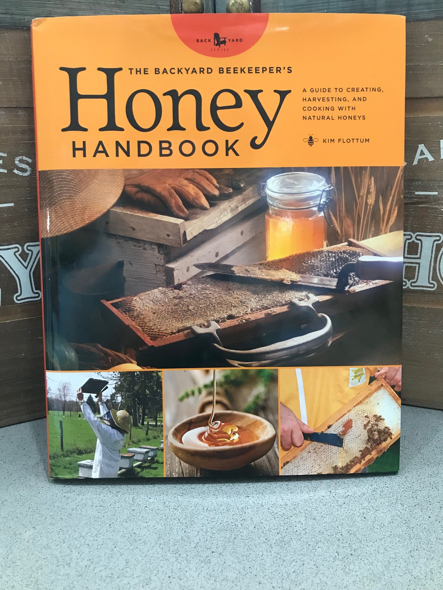 The Backyard Beekeeper's Honey Handbook – BeeMan Direct